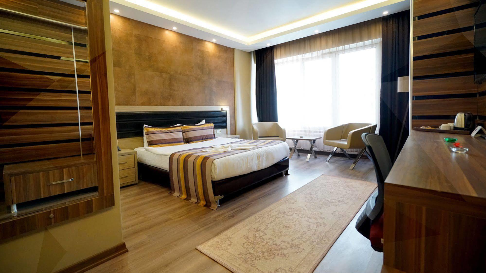 Es Albatros Hotel Eskisehir Exterior foto